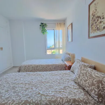 Fantastic Seaview With Swimming Pool Apartment *