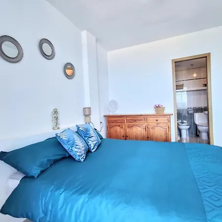 Fantastic Seaview With Swimming Pool *